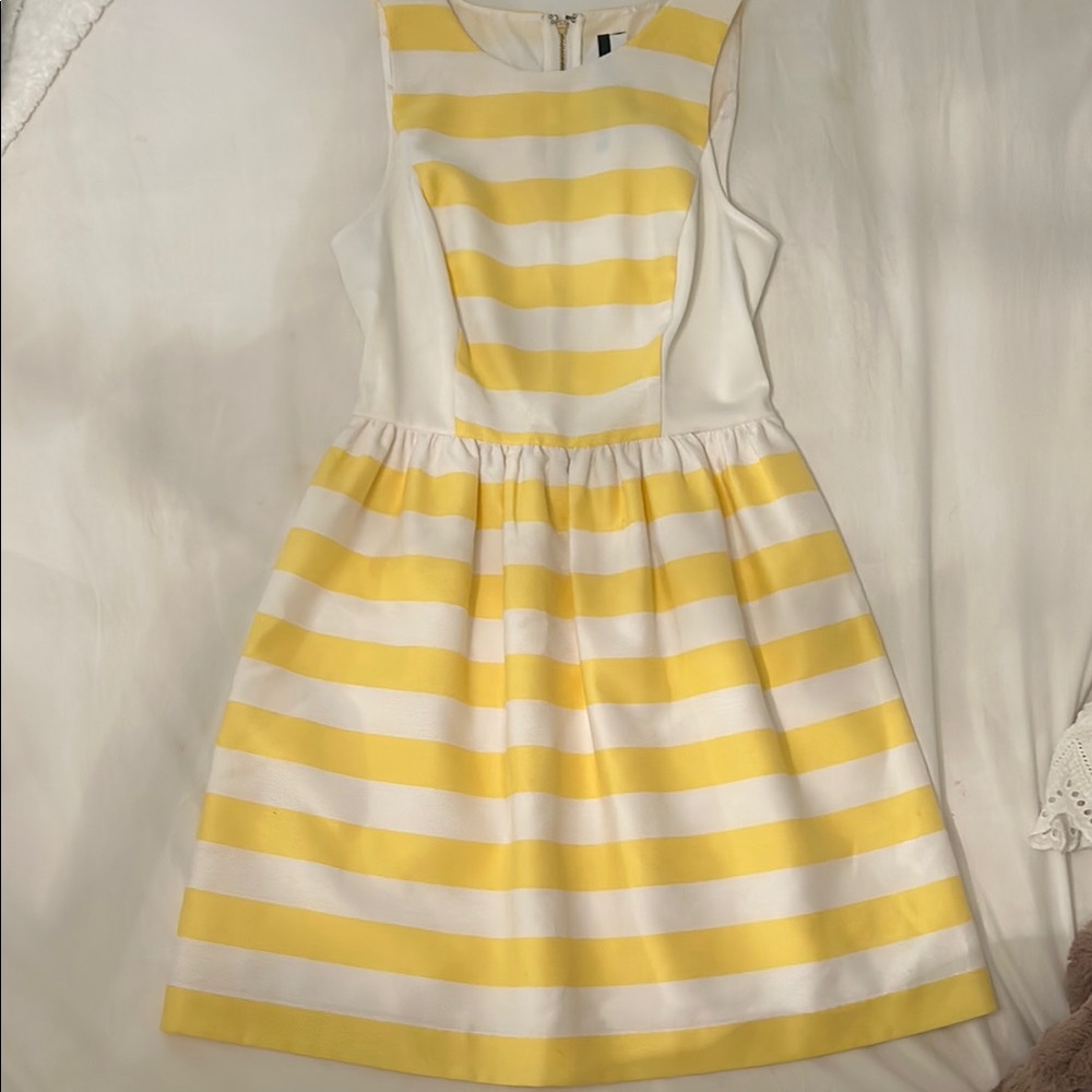 Kensie Yellow and White Sleeveless Sundress